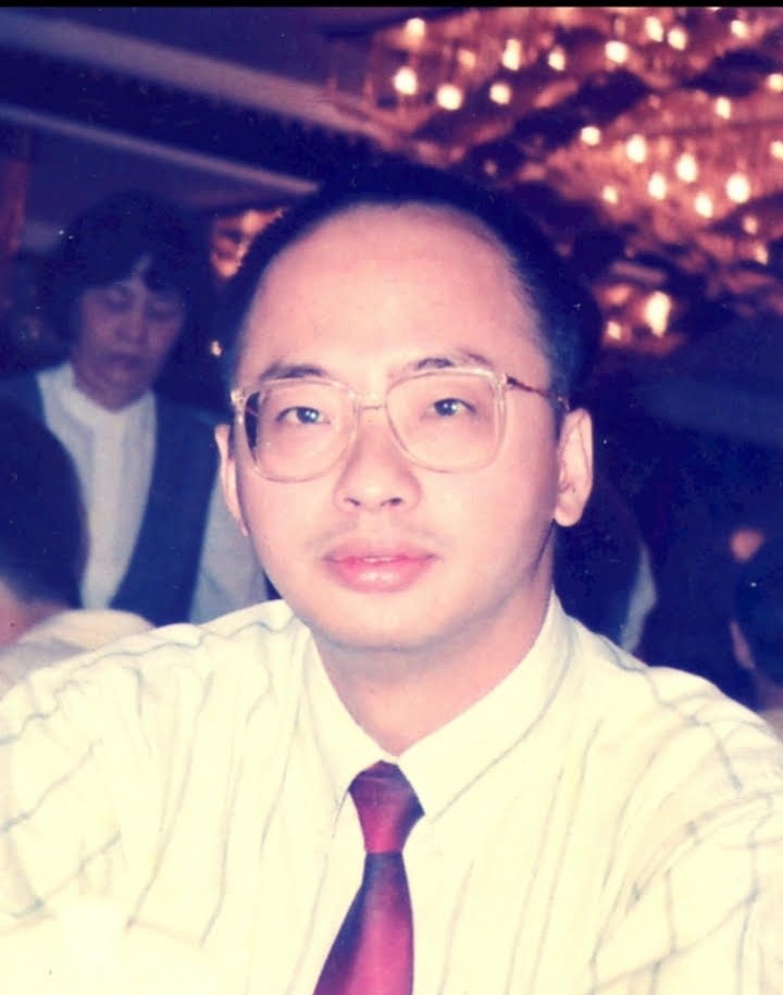 Prof. Willie Sai Ho Chan  LLB, MD,